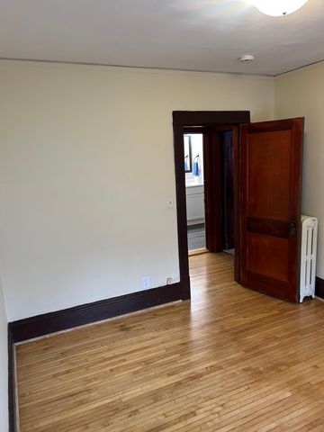 1245 Sherburne Avenue, Saint Paul, MN 55104