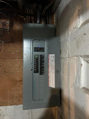 1245 Sherburne Avenue, Saint Paul, MN 55104