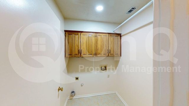 5511 Timber Green Drive, Arlington, TX 76016