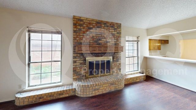 5511 Timber Green Drive, Arlington, TX 76016