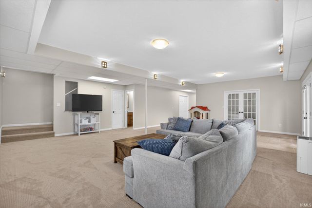 4589 S Hummingbird Court, Bloomington, IN 47401