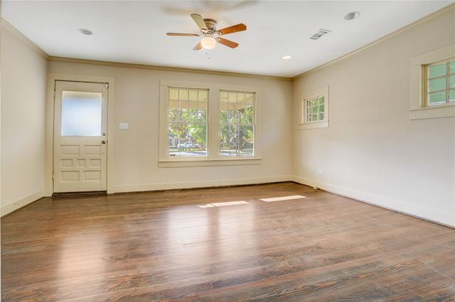 610 Columbia Street, Houston, TX 77007