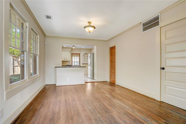 610 Columbia Street, Houston, TX 77007