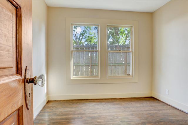 610 Columbia Street, Houston, TX 77007