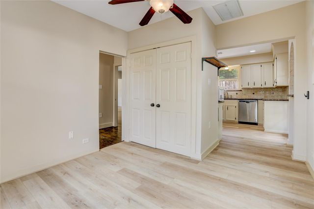 610 Columbia Street, Houston, TX 77007