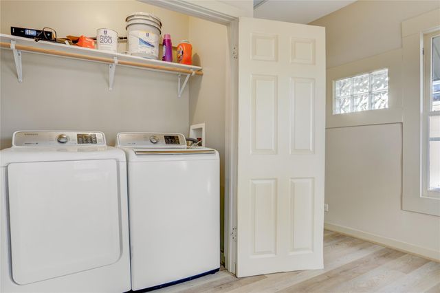 610 Columbia Street, Houston, TX 77007