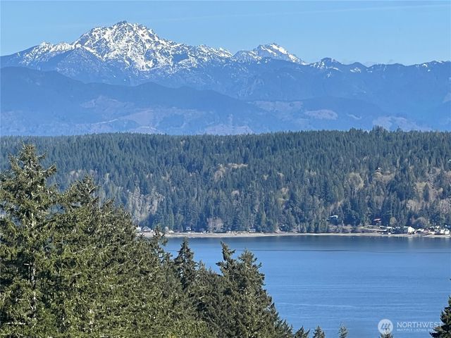 380 E Laurel Park, Union, WA 98592