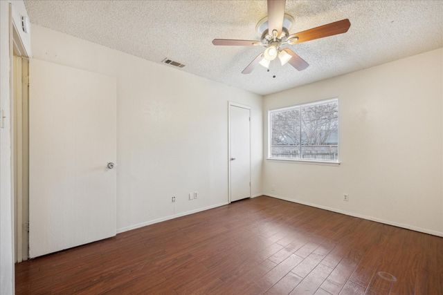 5902 Harwill CIR A, Austin, TX 78723