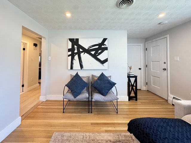 8 Francella Rd, Methuen, MA 01844