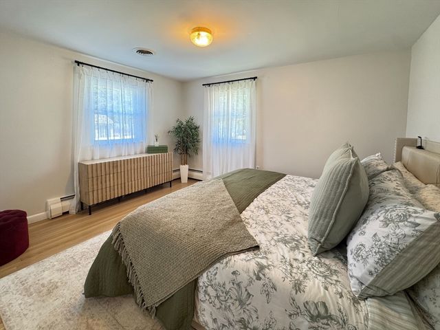 8 Francella Rd, Methuen, MA 01844
