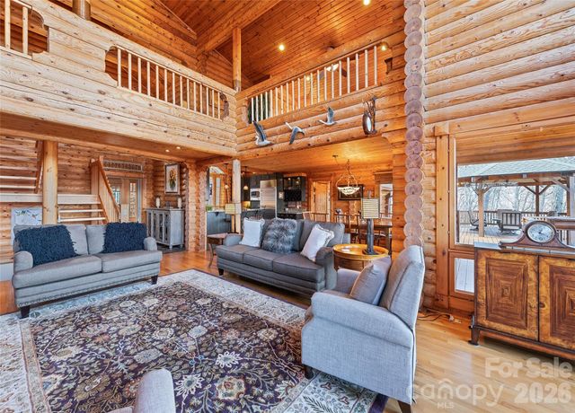 1200 Tawodi Trail, Maggie Valley, NC 28751