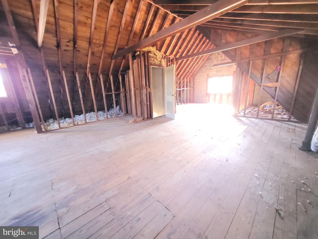 17 W MAPLE AVE, BELLMAWR, NJ 08031 — photo 4