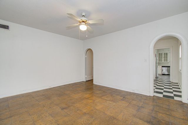 4802 La Branch Street, Houston, TX 77004