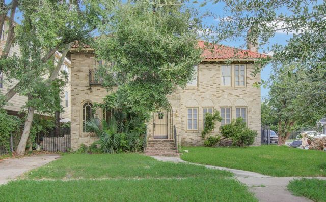 4802 La Branch Street, Houston, TX 77004