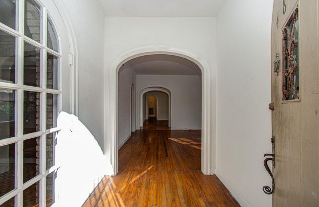 4802 La Branch Street, Houston, TX 77004
