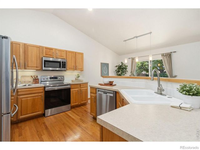 3909 Sunstone Way, Fort Collins, CO 80525