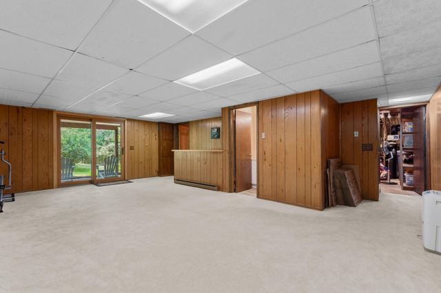 2901 Bambi Court SW, Rochester, MN 55902