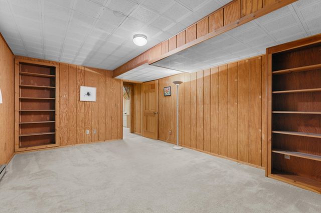 2901 Bambi Court SW, Rochester, MN 55902