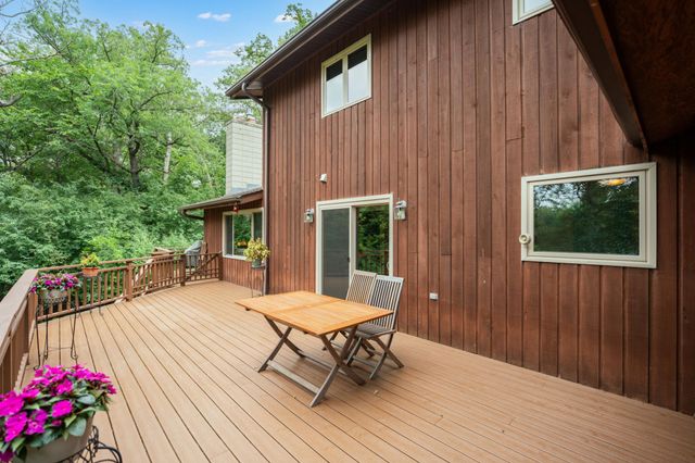 2901 Bambi Court SW, Rochester, MN 55902