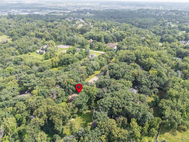 2901 Bambi Court SW, Rochester, MN 55902