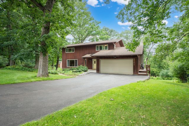 2901 Bambi Court SW, Rochester, MN 55902