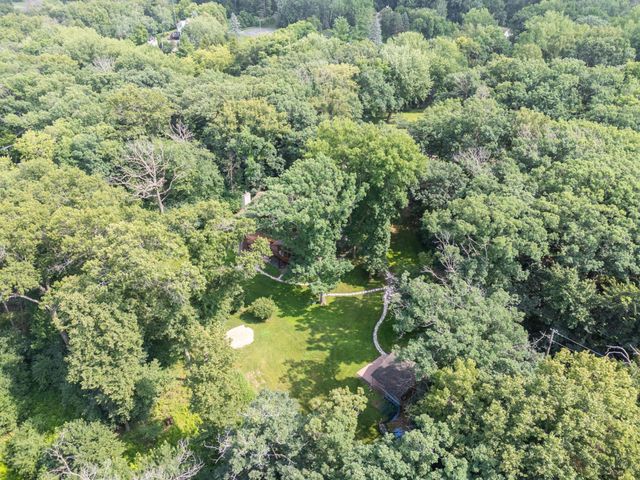 2901 Bambi Court SW, Rochester, MN 55902