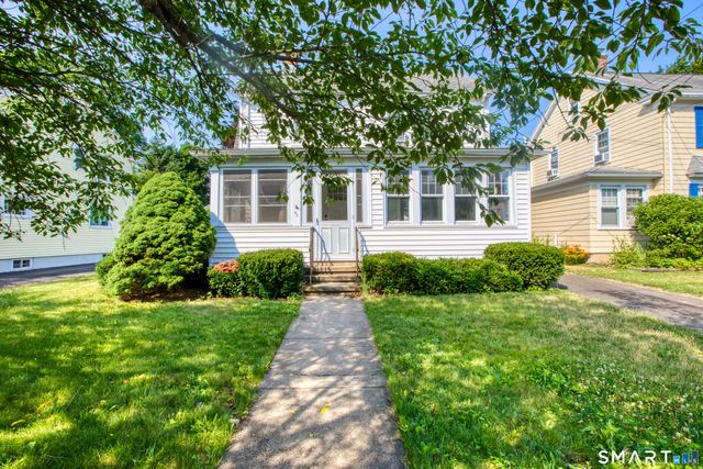 42 Thompson Street, Hamden, CT 06518