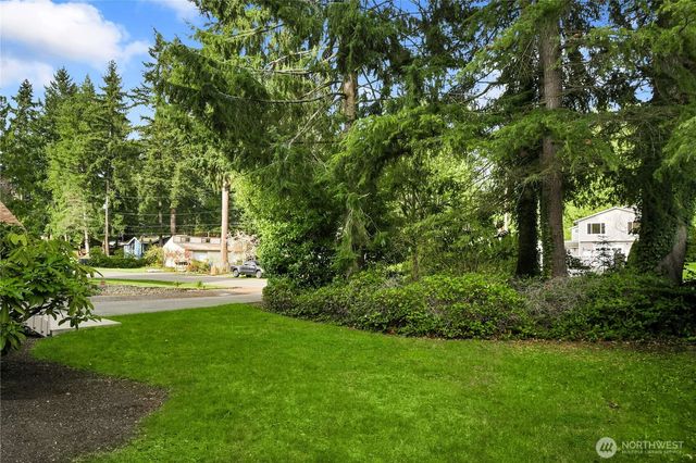 22516 93rd Place W, Edmonds, WA 98020
