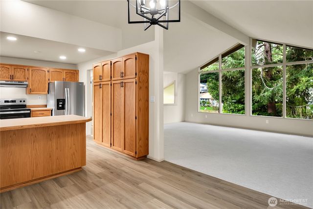 22516 93rd Place W, Edmonds, WA 98020