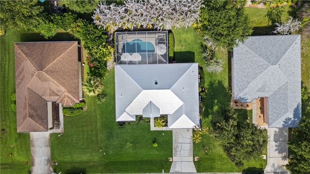 4805 47th Court, Vero Beach, FL 32967