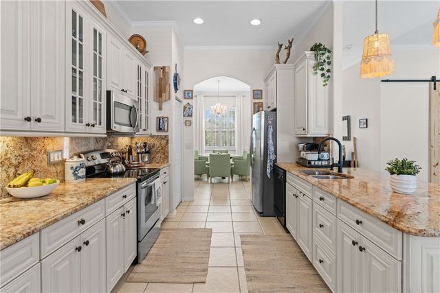 4805 47th Court, Vero Beach, FL 32967