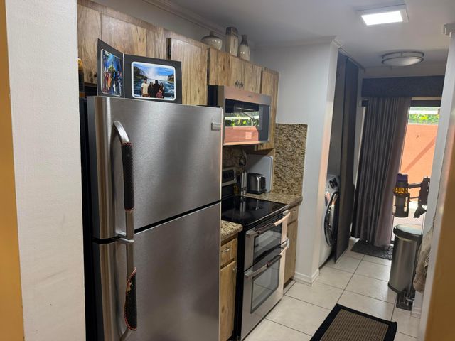 10267 Greenhouse Road L-3 C, Pembroke Pines, FL 33026