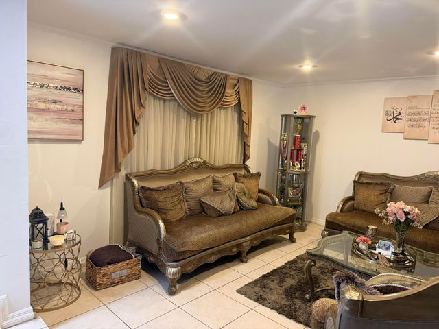 10267 Greenhouse Road L-3 C, Pembroke Pines, FL 33026