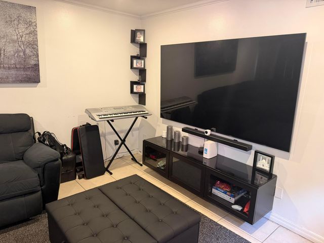 10267 Greenhouse Road L-3 C, Pembroke Pines, FL 33026
