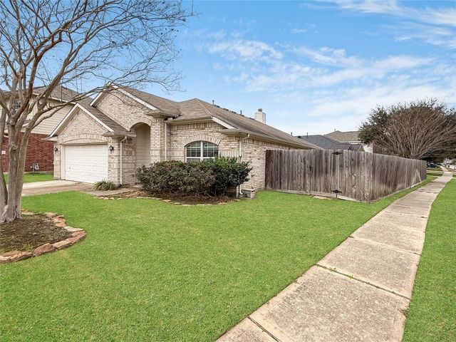 19531 S Village Of Bridgestone Lane, Spring, TX 77379