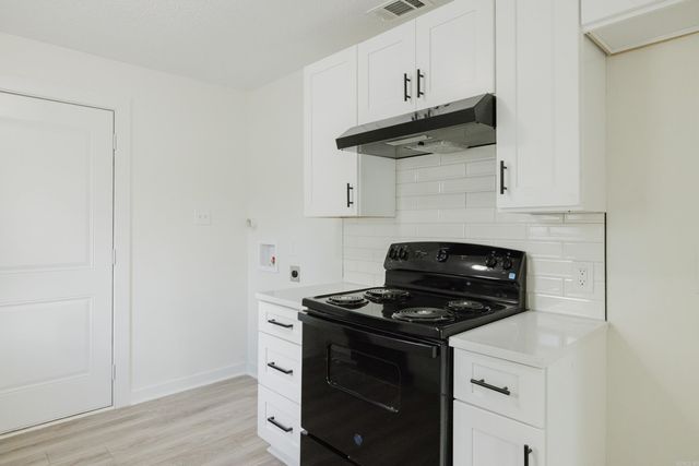 5222 W 29th Street, Little Rock, AR 72204