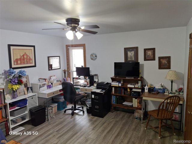 8969 Hyne Road, Brighton, MI 48114