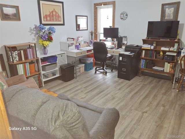 8969 Hyne Road, Brighton, MI 48114