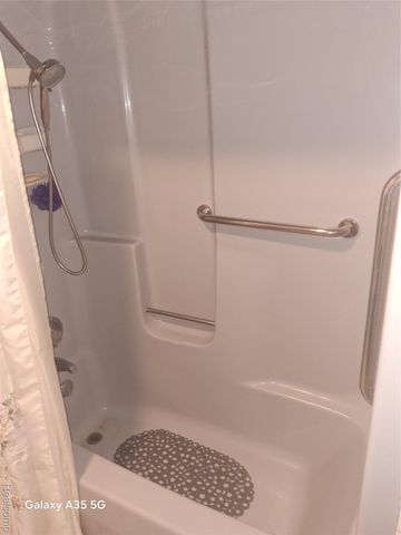 8969 Hyne Road, Brighton, MI 48114