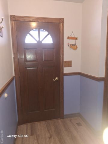 8969 Hyne Road, Brighton, MI 48114