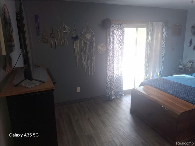 8969 Hyne Road, Brighton, MI 48114