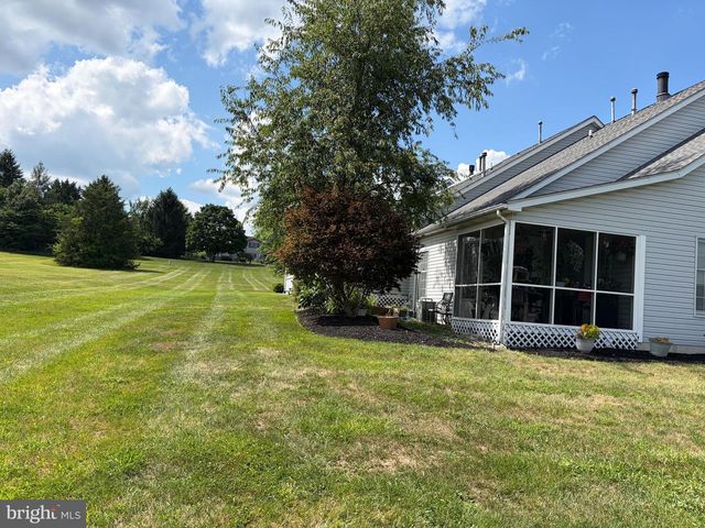 81 HUNTERS TRL, Gettysburg, PA 17325