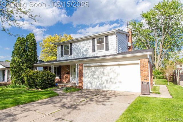 2118 Alexander Drive, Troy, MI 48083