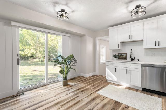 56645 Norman Court, Elkhart, IN 46516