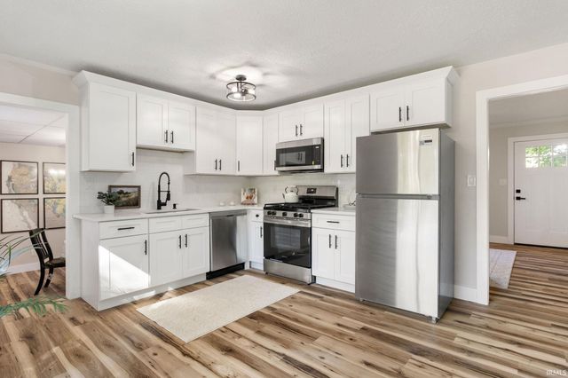 56645 Norman Court, Elkhart, IN 46516
