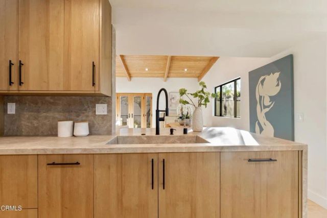 5578 Terrace Drive, La Crescenta, CA 91214