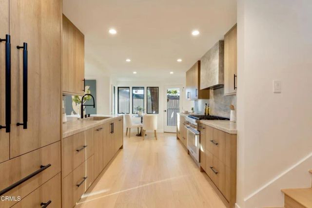 5578 Terrace Drive, La Crescenta, CA 91214