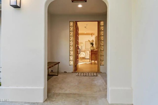 5578 Terrace Drive, La Crescenta, CA 91214