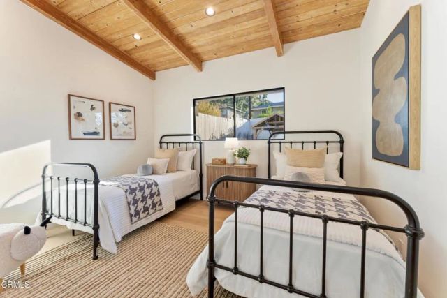 5578 Terrace Drive, La Crescenta, CA 91214