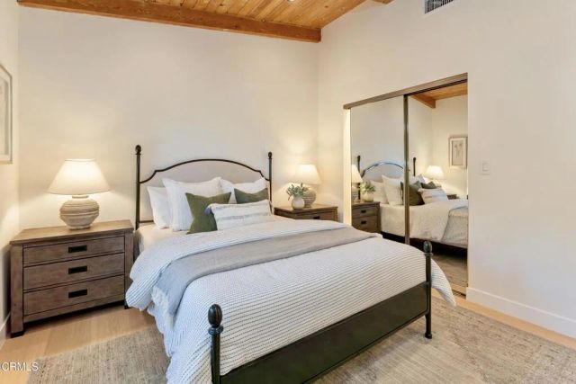 5578 Terrace Drive, La Crescenta, CA 91214